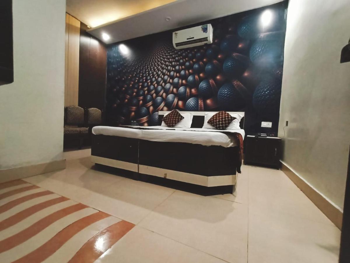 Hotel Mehak Kapurthala Town Exterior photo